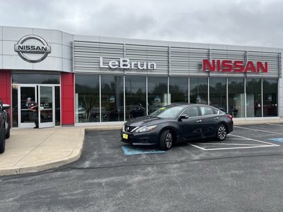 Used 2017 Nissan Altima 2.5 SL w/ 2.5 Technology Package