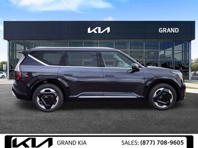 New 2026 Kia EV9 Land