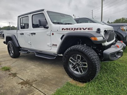 Used 2024 Jeep Gladiator Mojave w/ Technology Group