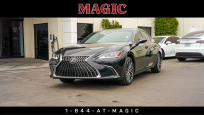Used 2024 Lexus ES 300h w/ Premium Package