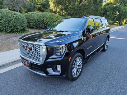 Used 2021 GMC Yukon XL Denali w/ Advanced Technology Package