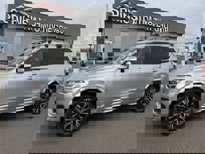 Used 2021 Volvo XC90 T6 Momentum w/ Advanced Package