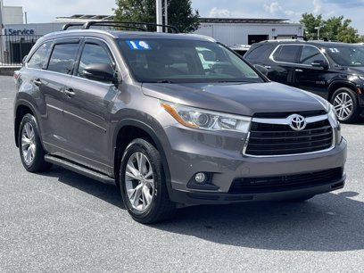 Used 2014 Toyota Highlander XLE