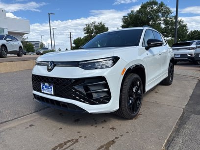 New 2025 Volkswagen Tiguan SE R-Line
