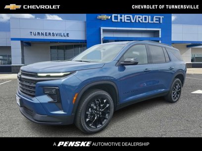 New 2025 Chevrolet Traverse LT w/ Midnight/Sport Edition