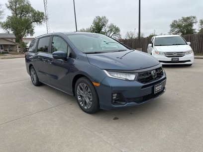 New 2025 Honda Odyssey Touring
