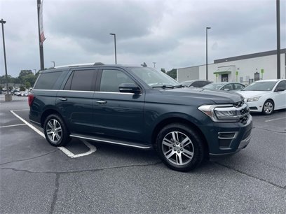 Used 2023 Ford Expedition Limited