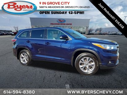 Used 2016 Toyota Highlander Plus w/ Four Season Floor Mat Package