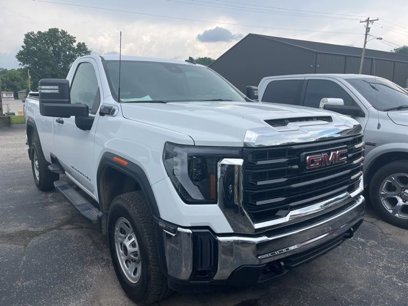Used 2024 GMC Sierra 2500 Pro w/ Convenience Package