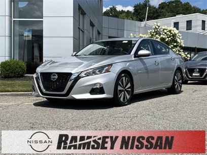 Certified 2022 Nissan Altima 2.5 SL