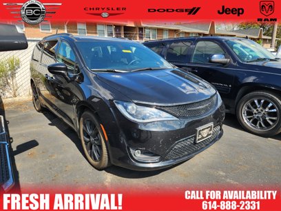 Used 2020 Chrysler Pacifica Touring-L w/ S Appearance Package