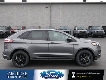 New 2024 Ford Edge SE w/ Black Appearance Package