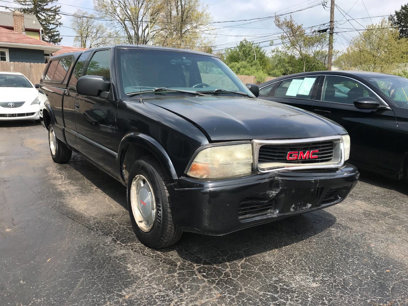 Used 2002 GMC Sonoma SLS w/ Marketing Option Pkg
