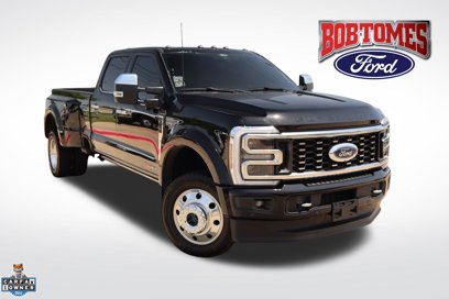 Used 2025 Ford F450 Platinum w/ FX4 Off-Road Package