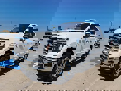 Used 2025 Ford F150 Lariat w/ Equipment Group 501A Mid