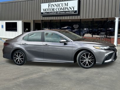 Used 2021 Toyota Camry SE