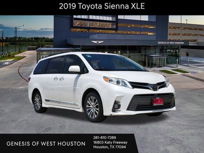 Used 2019 Toyota Sienna XLE
