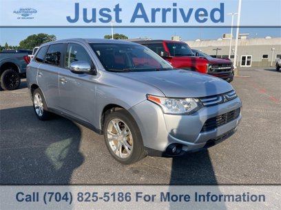 Used 2014 Mitsubishi Outlander SE
