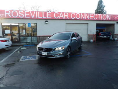 Used 2017 Volvo S60 T6 R-Design Platinum