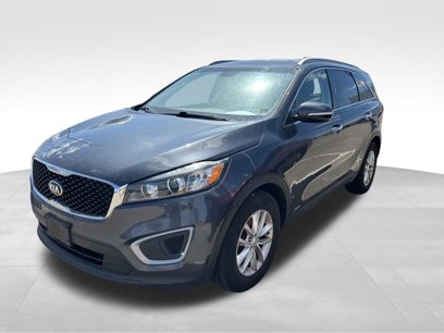 Used 2016 Kia Sorento LX w/ LX Convenience Package