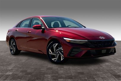 New 2025 Hyundai Elantra SEL