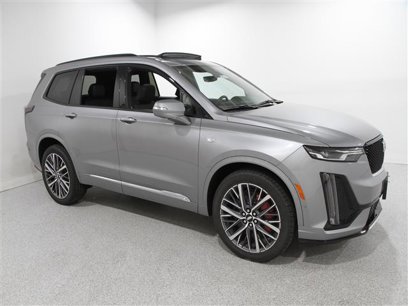New 2025 Cadillac XT6 Sport w/ Technology Package