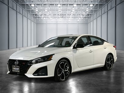 Used 2023 Nissan Altima 2.5 SR w/ SR Premium Package