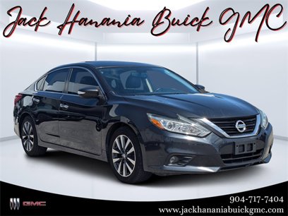 Used 2017 Nissan Altima 2.5 SL w/ Moonroof Package