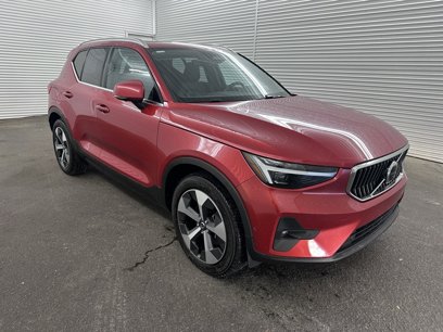Used 2024 Volvo XC40 B5 Plus