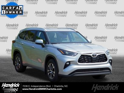 Used 2023 Toyota Highlander XLE