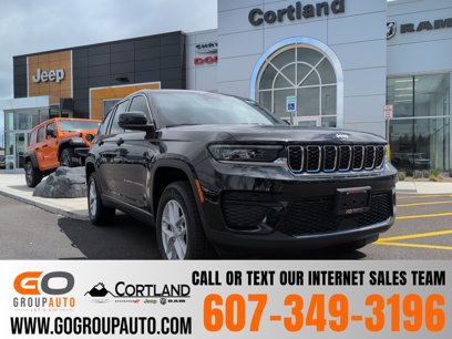 New 2025 Jeep Grand Cherokee Laredo X w/ Trailer Tow Package