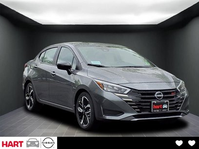 New 2025 Nissan Versa SR w/ Trunk Package