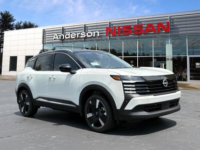 New 2025 Nissan Kicks SR w/ SR Premium Package