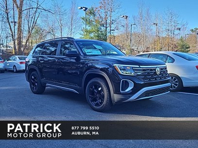 New 2025 Volkswagen Atlas Peak Edition SE