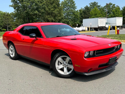 Used 2010 Dodge Challenger SE