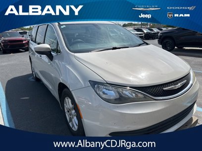 Used 2017 Chrysler Pacifica LX