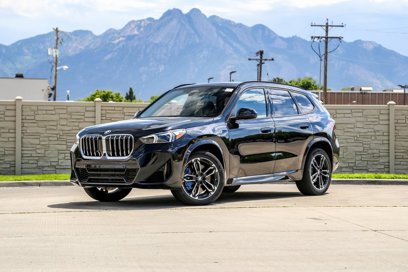 New 2025 BMW X1 xDrive28i w/ Premium Package