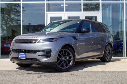 Used 2025 Land Rover Range Rover Sport SE