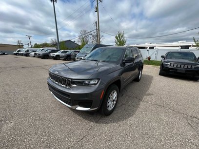 Used 2024 Jeep Grand Cherokee L Laredo w/ Luxury Tech Group I