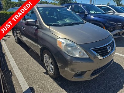 Used 2013 Nissan Versa SL w/ SL Tech Pkg