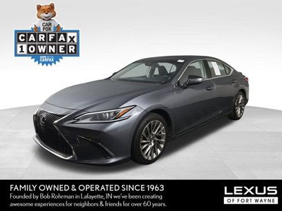 Used 2019 Lexus ES 300h w/ Luxury Package
