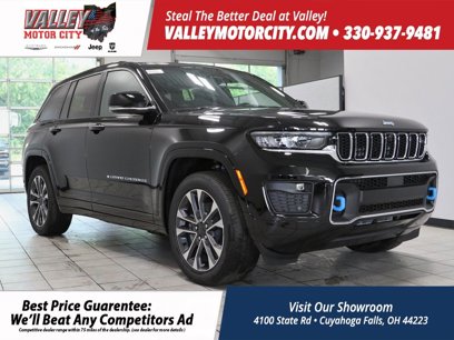 New 2023 Jeep Grand Cherokee Overland w/ Advanced Protech Group III