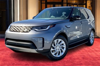 New 2025 Land Rover Discovery S