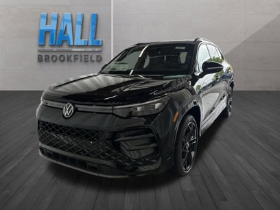New 2025 Volkswagen Tiguan SE R-Line