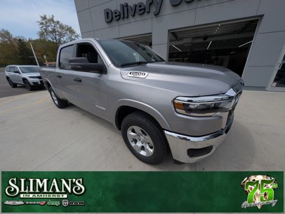 New 2025 RAM 1500 4x4 Crew Cab