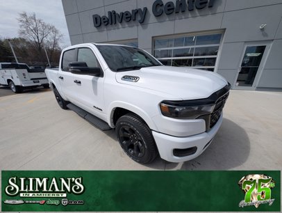 New 2025 RAM 1500 4x4 Crew Cab
