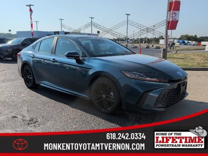 Used 2025 Toyota Camry SE