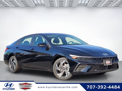 New 2025 Hyundai Elantra SEL