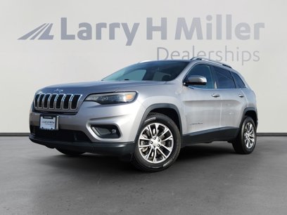 Certified 2019 Jeep Cherokee Latitude Plus w/ Comfort/Convenience Group
