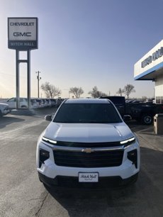 Used 2024 Chevrolet Traverse LS